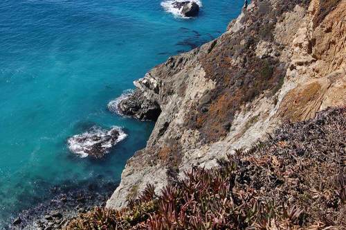 If I didn't know better I would say this picture was shot a lot closer to the equator then it was.